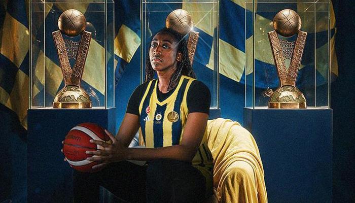 Fenerbahçe Holingsvorth'u transfer etti