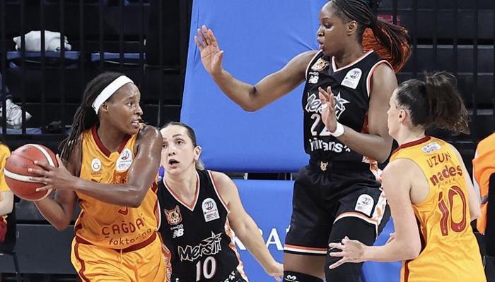 Galatasaray farklı kazandı