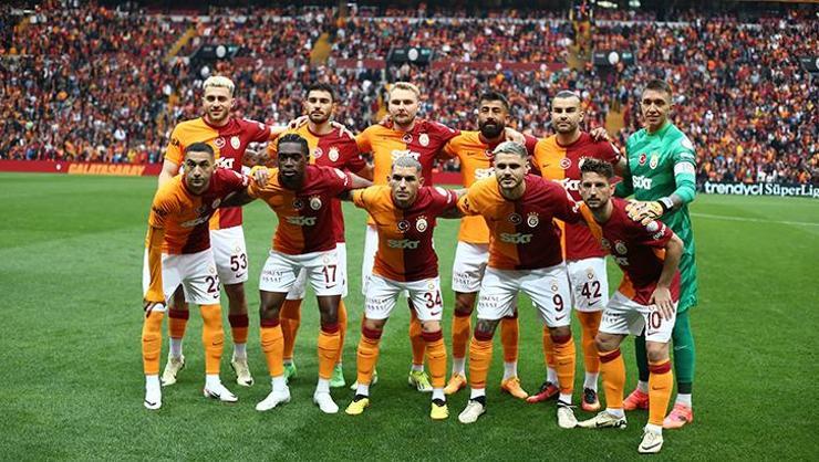 Galatasaray'da tam 10 ayrılık! İşte kalacak ve gidecek futbolcular