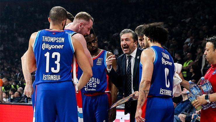 Anadolu Efes'in evinde rakibi Baskonia