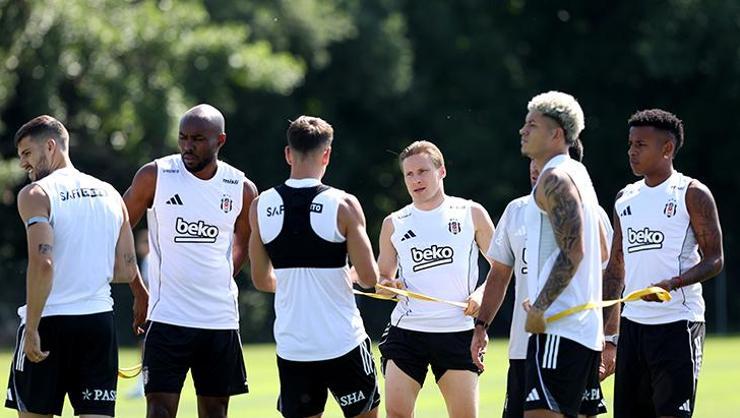 Beşiktaş'ta yeni sezon hazırlıkları devam ediyor