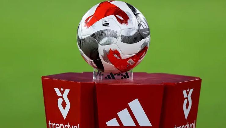 Süper Lig'de şampiyonluk oranları güncellendi! Derbilerin ardından dengeler değişti