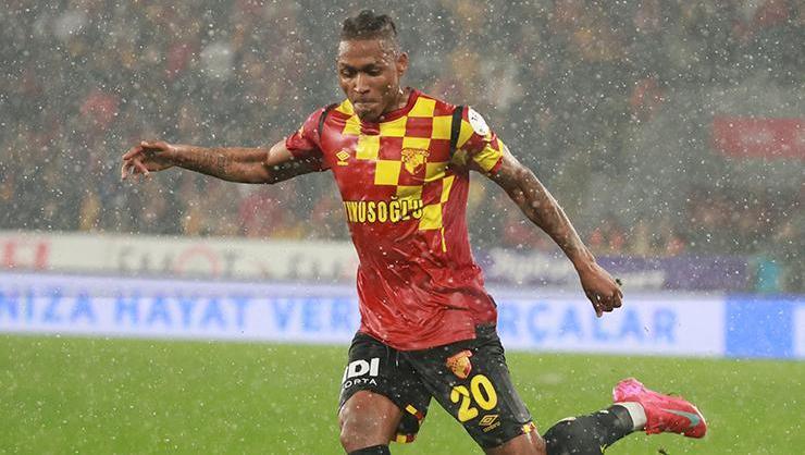 Göztepe'de Miroshi formayı kaptı