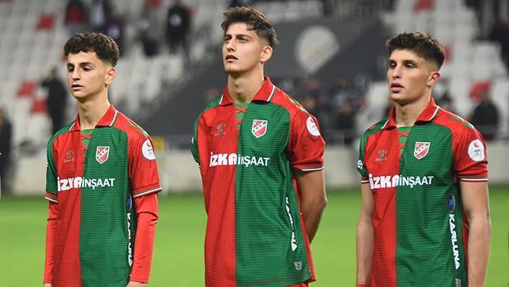 Karşıyaka'nın parlayan yıldızı Adem Yeşilyurt!