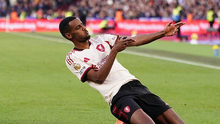 Alexander Isak: 'Daha fazlasını yapmalıyım'