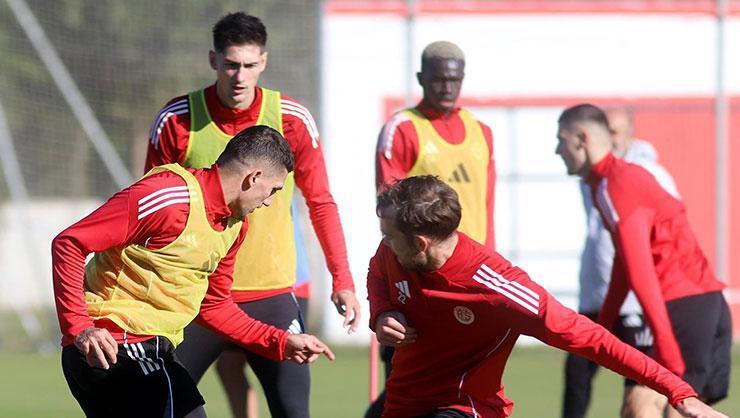 Antalyaspor, Galatasaray maçının hazırlıklarına başladı