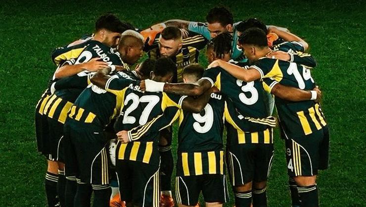 'Fenerbahçe'de oynamak istemiyorum' Olay iddia: Menajerine transfer talimatı verdi