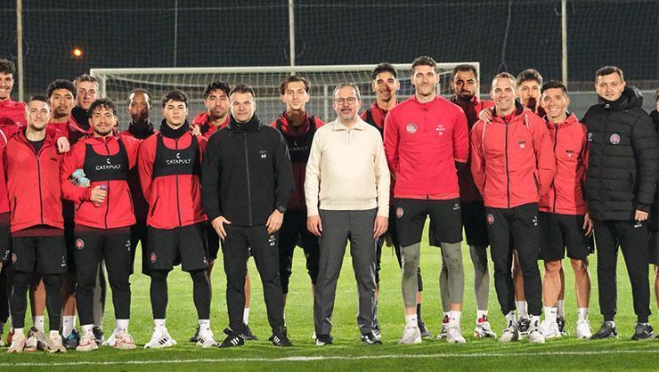 Mehmet Muharrem Kasapoğlu'ndan, Fatih Karagümrük'e ziyaret