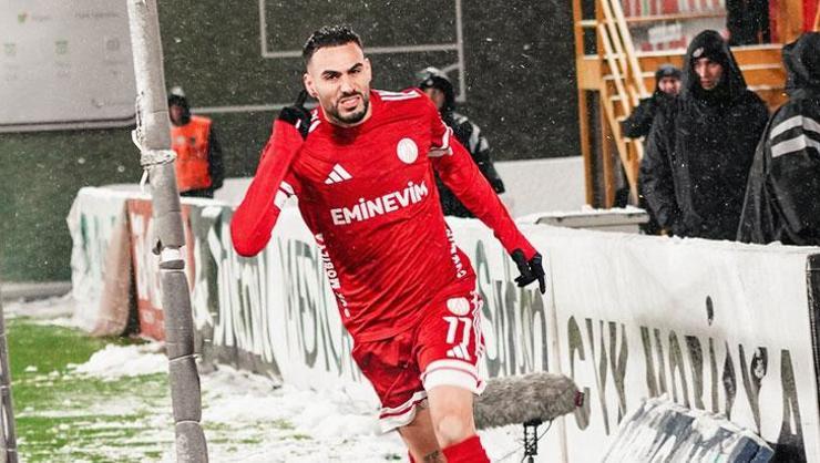 Barış Ekincier'den Serik maçında hat-trick! Ümraniyespor - Serikspor maç sonucu 5-0