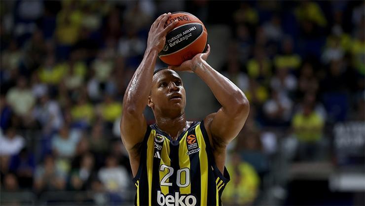 Fenerbahçe'de Galatasaray derbisi öncesi Devon Hall şoku! Ameliyat edildi
