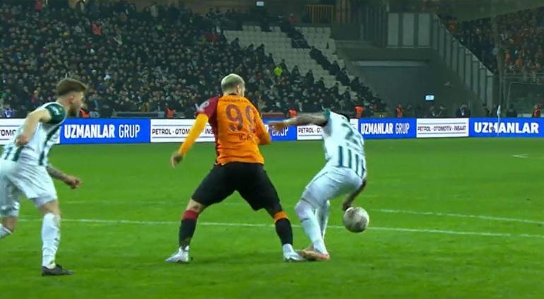 Giresunspor – Galatasaray maçının tartışmalı pozisyonlarını değerlendirdiler 0-0’ken penaltı, iptal edilen gol, iptali beklenen gol...
