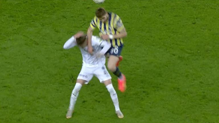 Fenerbahçe – Kasımpaşa maçının tartışmalı pozisyonlarını değerlendirdiler Kasımpaşa’nın golü, penaltı tekrarı, gol öncesindeki müdahale…