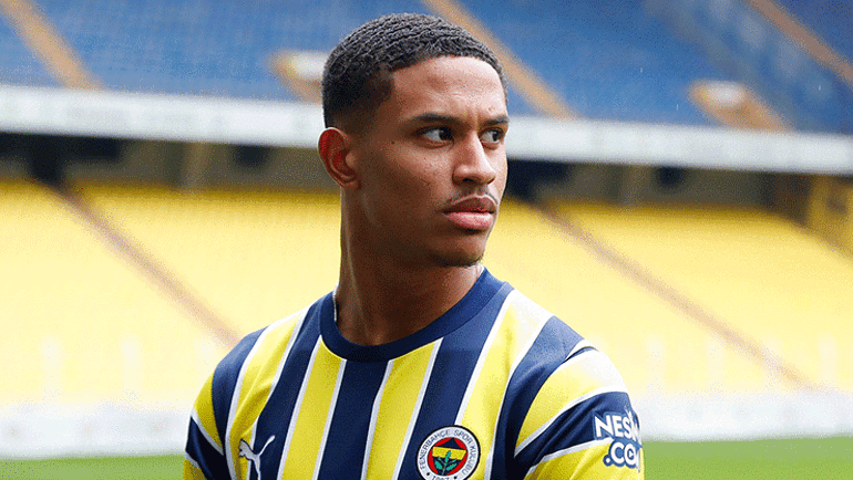 Fenerbahçenin yeni transferi Oosterwolde: Teklifi duyduğumda şok oldum