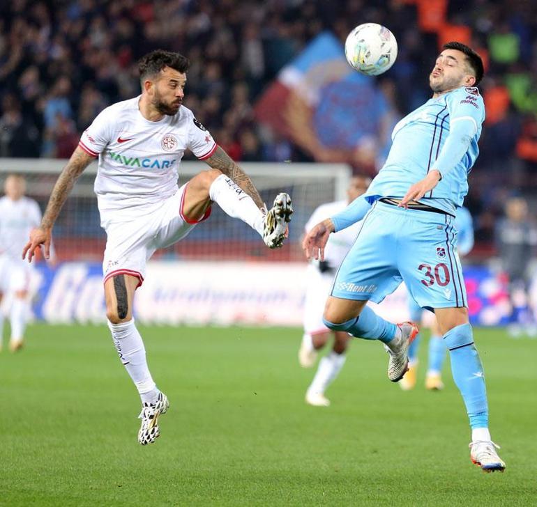 MaÃ§tan sonra bÃ¶yle aÃ§Ä±kladÄ± Trabzonsporun acil transfer etmesi lazÄ±m En bÃ¼yÃ¼k ÅŸanssÄ±zlÄ±ÄŸÄ±...