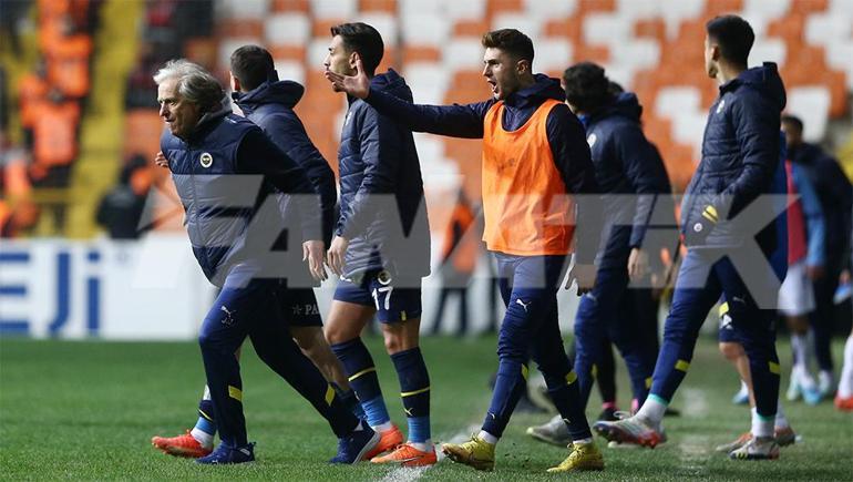 Son dakika | Fenerbahçede Jorge Jesusa kırmızı kart