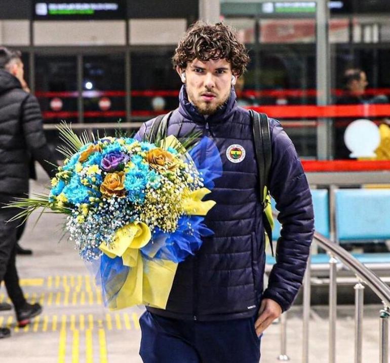 Dünya yıldızı Fenerbahçeye önerildi Transfer an meselesi, bomba patlıyor