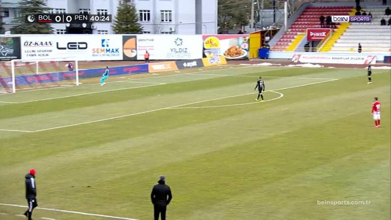 Boluspor-Pendikspor maçında ilginç anlar Hareketsiz kaldılar...