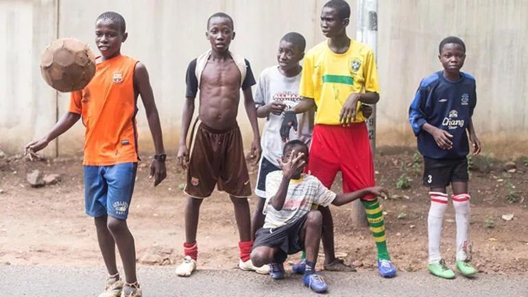 Futbolda yaş sahtekârlığı dosyası: Afrikada başladı Avrupayı sarıyor
