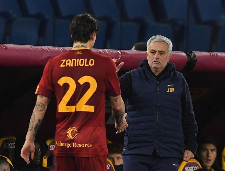 Nicolo Zaniolo, Galatasaray için Türkiyeye geliyor Havalimanından paylaşım...