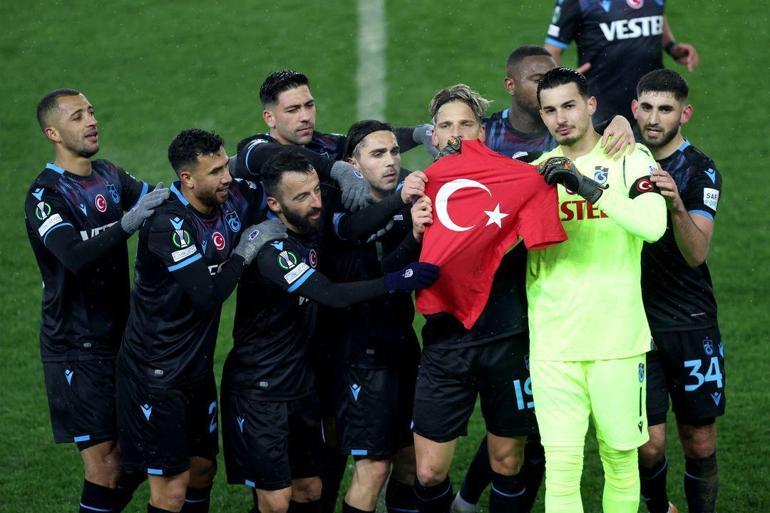 Trabzonsporlu futbolcular: Türkiye için devam edeceğiz