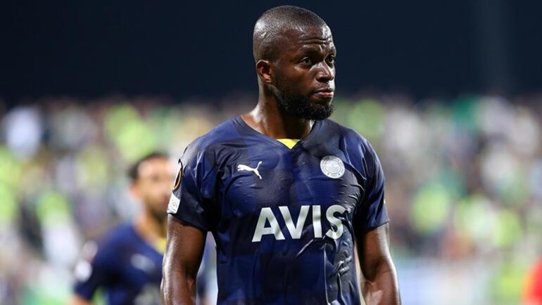 Fenerbahçede ayrılık Enner Valencia yeni takımıyla 2025e kadar anlaşma sağladı