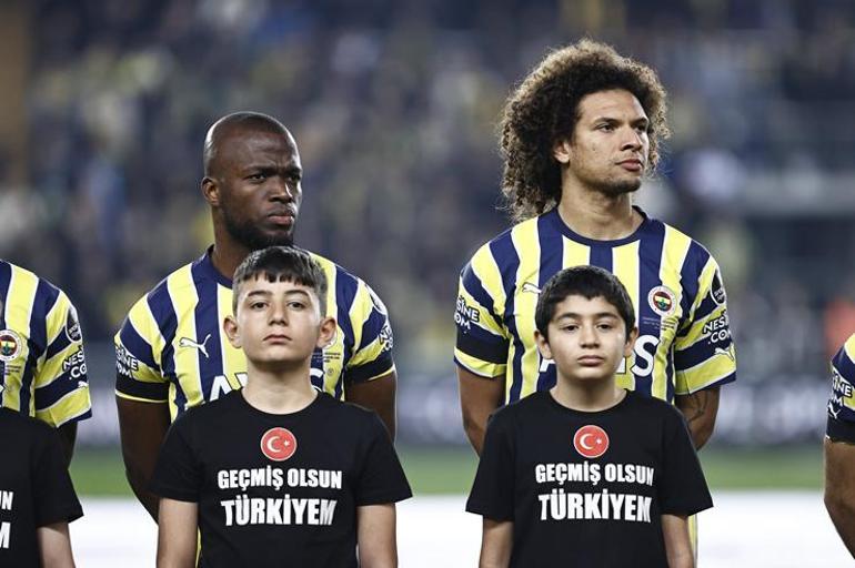 Fenerbahçe, Trabzonsporun istediği yıldız için devreye girdi Transfer yarışı...