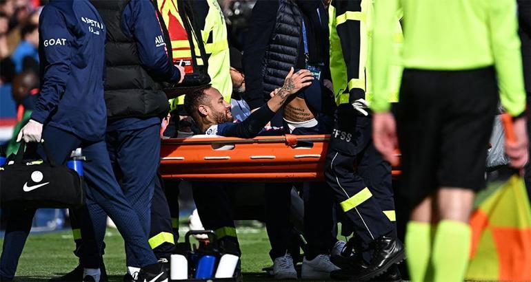 PSGde Neymar şoku Ameliyat olacağı açıklandı