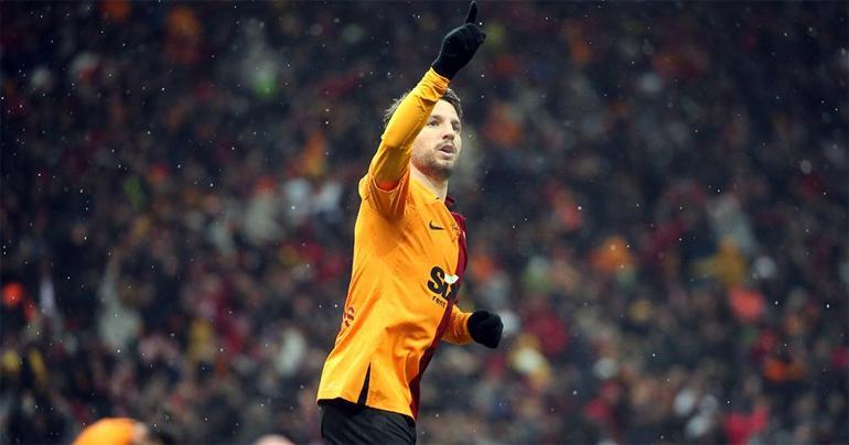 Konyaspor maçında oynayacak mı Galatasarayda Mertensin durumu belli oldu