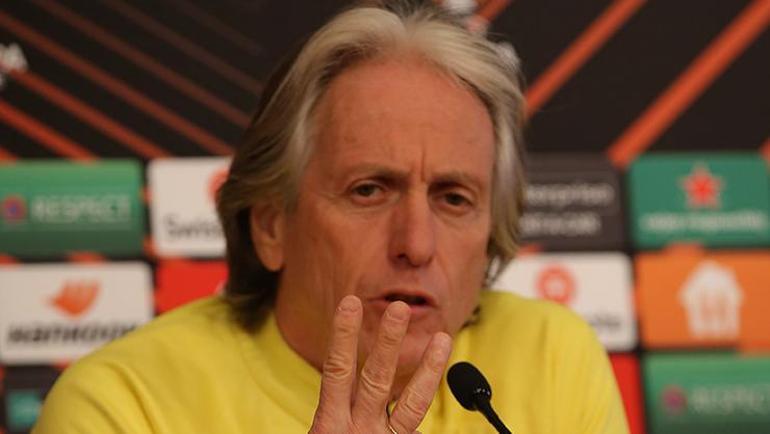 Jorge Jesus Sevilla maçı öncesi konuştu Ayrılık ve ses kaydı açıklaması