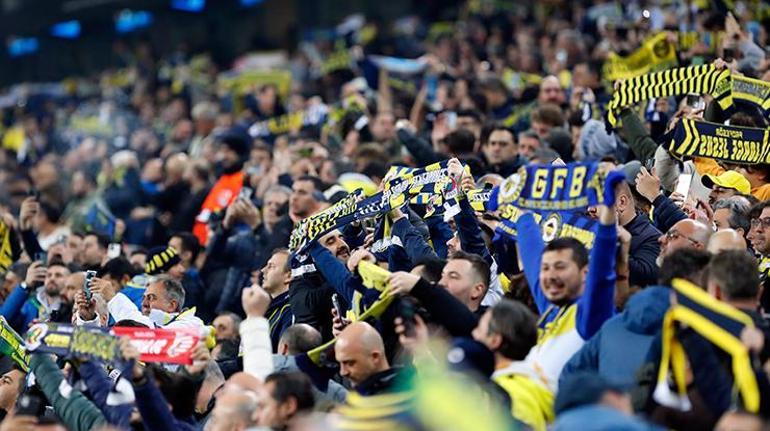 Fenerbahçe-Sevilla maçında müthiş atmosfer