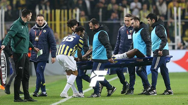 Sevilla maçında gözyaşlarını tutamadı Fenerbahçede Batshuayi şoku yaşanıyor