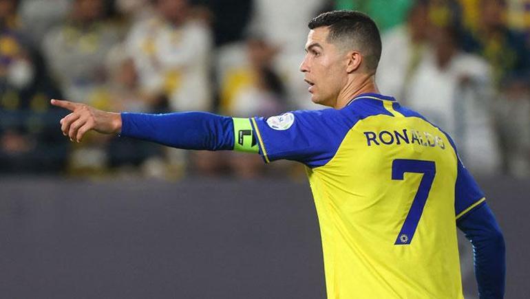 Al Nassrın geri dönüşüne Cristiano Ronaldo damga vurdu Frkikten mükemmel bir gol (VİDEO)