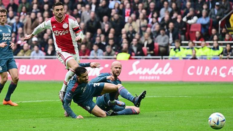 Orkun Kökçüden Tadice şok hareket Ajax-Feyenoord maçına damga vuran görüntü