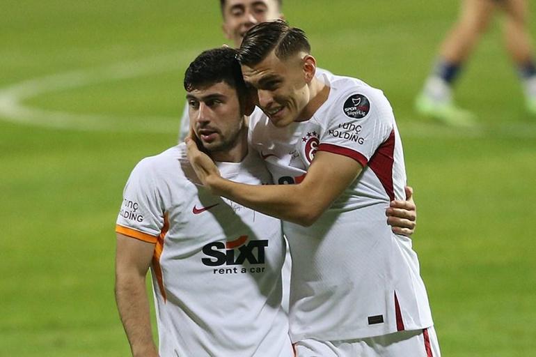 Galatasaraydan iki bomba transfer birden Premier Lig devinden dünya yıldızı...