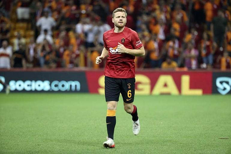 Galatasaraydan iki bomba transfer birden Premier Lig devinden dünya yıldızı...