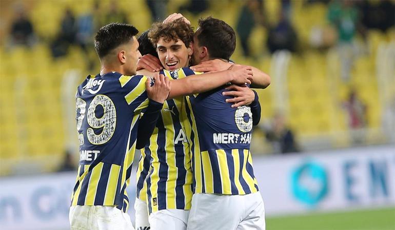 Bora Aydınlık kimdir, kaç yaşında Bora Aydınlıktan Fenerbahçe formasıyla ilk maçında müthiş gol