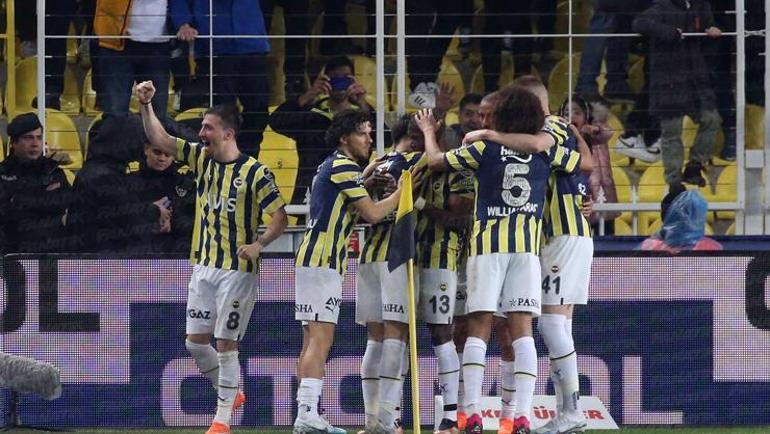 Beşiktaştan, Kadıköyde müthiş geri dönüş (ÖZET) Fenerbahçe-Beşiktaş maç sonucu: 2-4