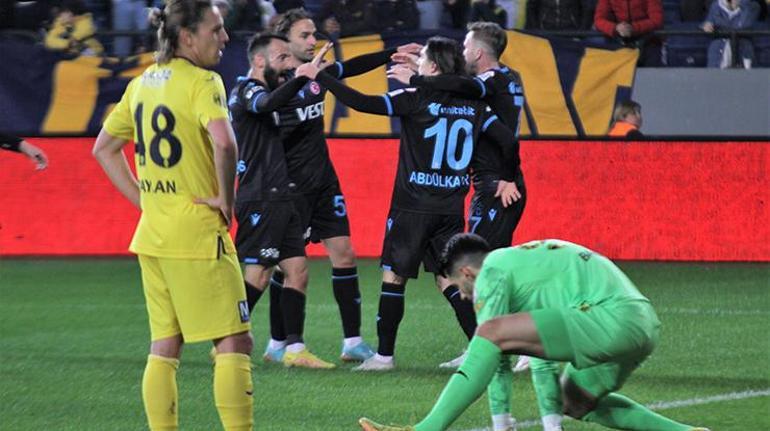 Ali Sowe coştu, Trabzonspor Türkiye Kupasına veda etti (ÖZET) Ankaragücü-Trabzonspor maç sonucu: 3-1
