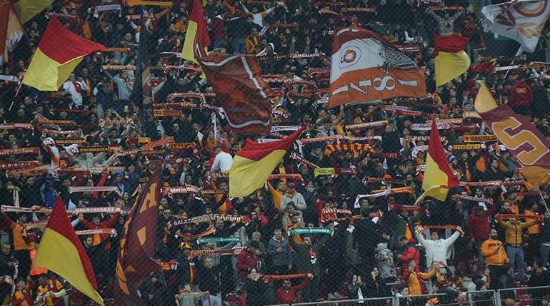 Deniz Çoban, Galatasaray - Başakşehir maçının tartışmalı pozisyonlarını değerlendirdi: İki büyük hata yaptı