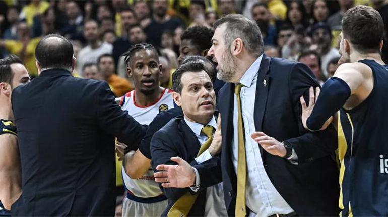 Fenerbahçe Beko - Anadolu Efes maçına damga vurdu Ergin Ataman maç bitmeden sahayı terk etti...