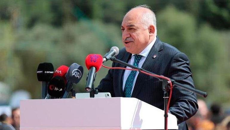 Spor Bakanı Mehmet Muharrem Kasapoğlu: Türk futbolu kısır tartışmalardan kurtulmalı