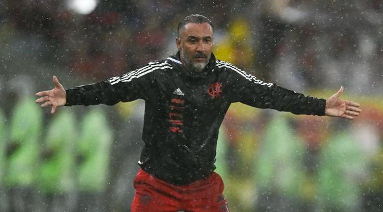 Vitor Pereiraya büyük şok Tam 4 kupa kaybetti