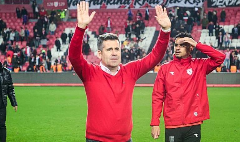 Şampiyon Samsunsporun Teknik Direktörü Hüseyin Eroğlu: Süper Lig daha renkli olacak