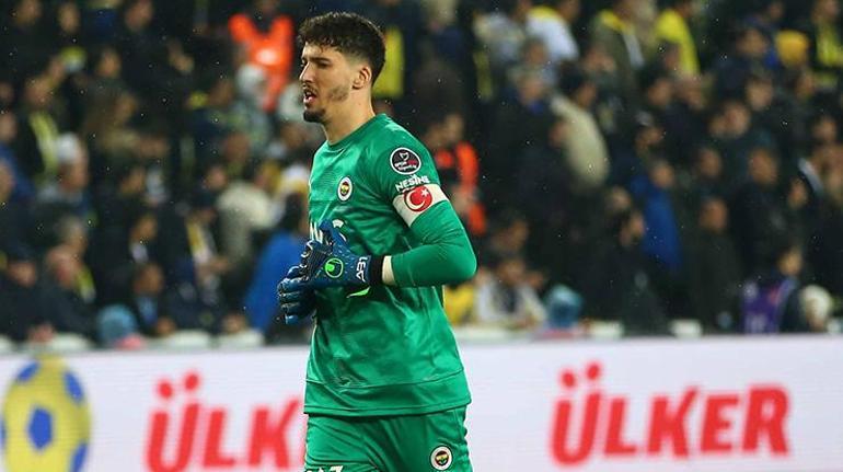 Fenerbahçede Altay Bayındır seferberliği Sezonu kapatabilir...