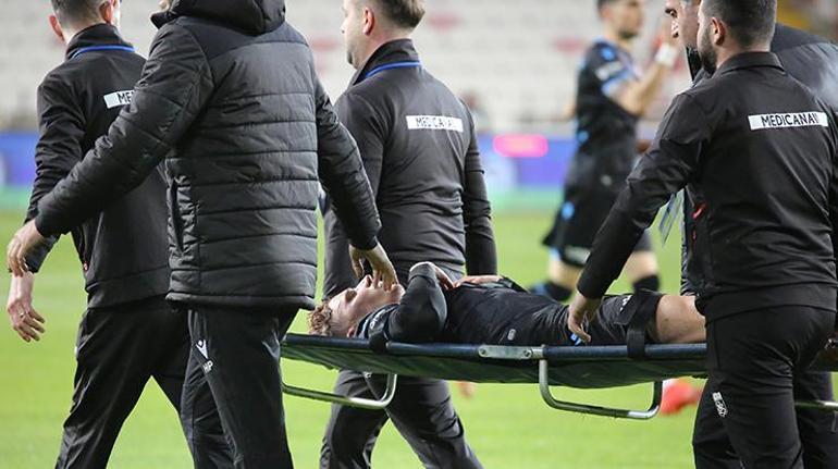 Trabzonsporda Jens Stryger Larsen hastaneye kaldırıldı