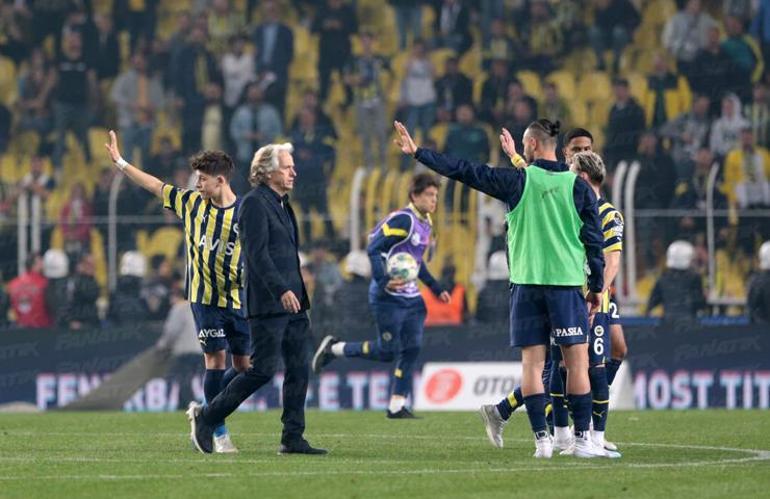Fenerbahçe için olay yorum Hızla yol ayrımına doğru
