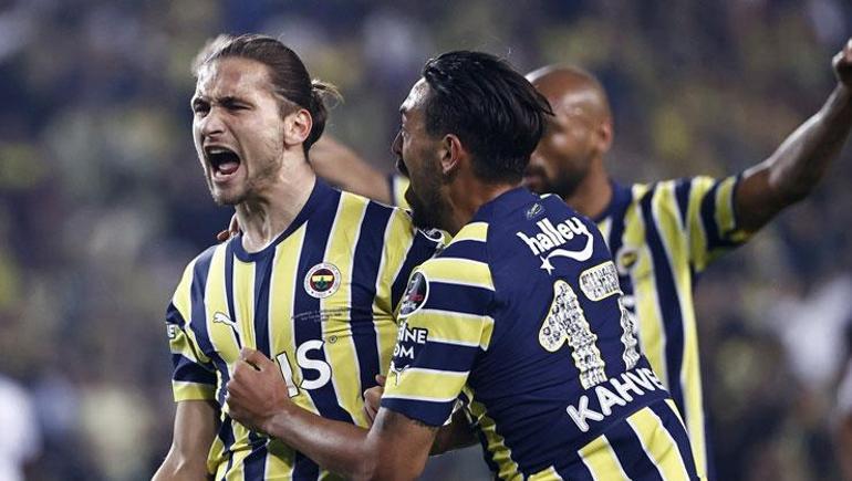Fenerbahçe transfer haberi: Sözleşmesi 2027 yılına kadar uzatılacak