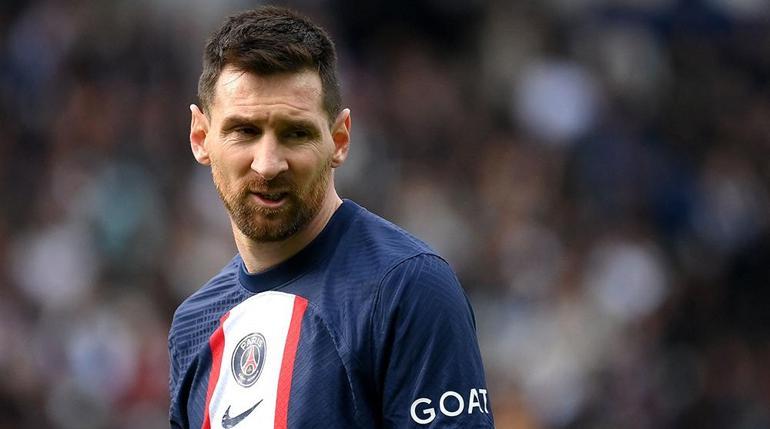 PSG, Lionel Messi konusunda kararını verdi Kadro dışı kaldı