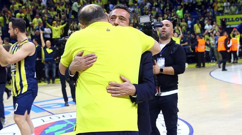 (ÖZET) Fenerbahçe Beko - Olympiakos maç sonucu: 73-69 | Pes etmedi, seriyi eşitledi