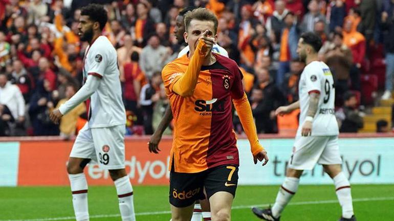 Galatasaray aradığı forveti buldu İşte Aslanın ilk hedefi